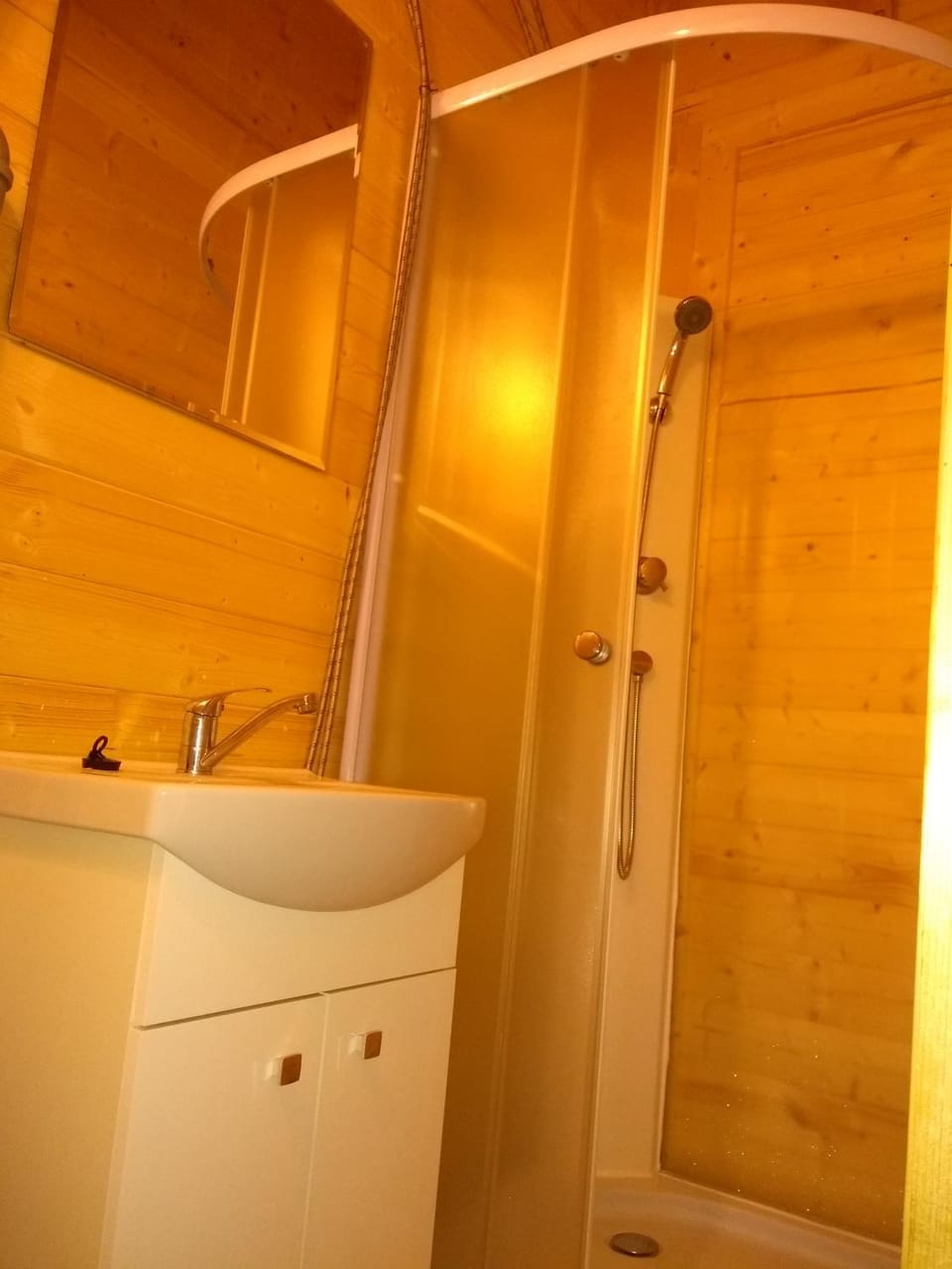 Night, Bathroom