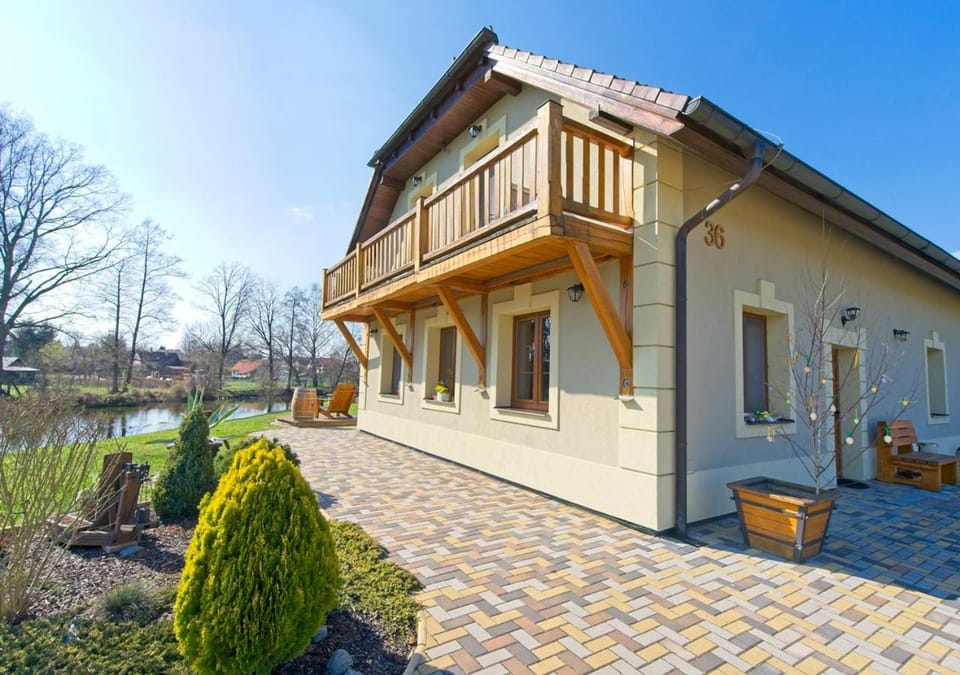 Property building, Garden view