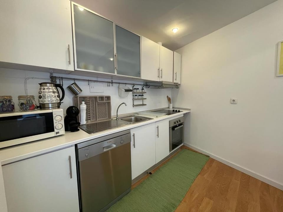 Coffee/tea facilities, Kitchen or kitchenette, dishwasher, minibar, pet friendly, stove, toaster
