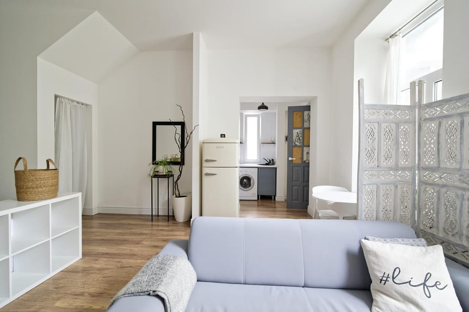 Kitchen or kitchenette, Living room, Photo of the whole room, Seating area