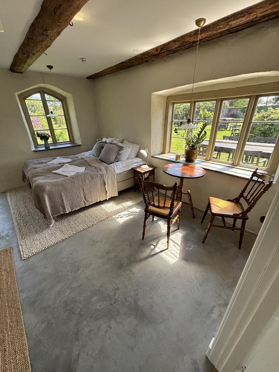 Bed, View (from property/room), Seating area, Dining area