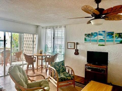 Alii Villas#340 Top floor with Ocean Views! House in Holualoa