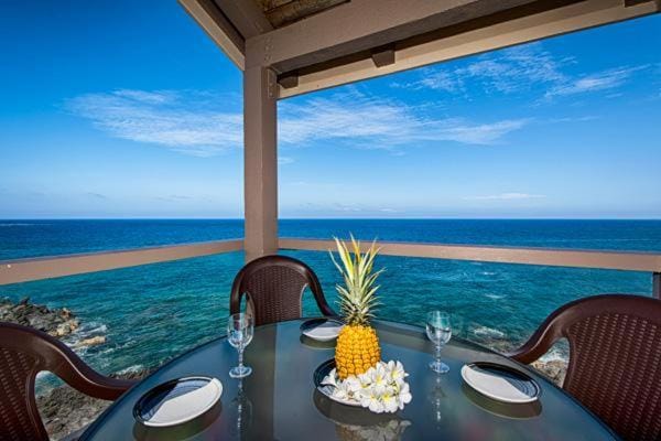 KKSR 5-304 Direct Oceanfront Corner Penthouse! House in Big Island
