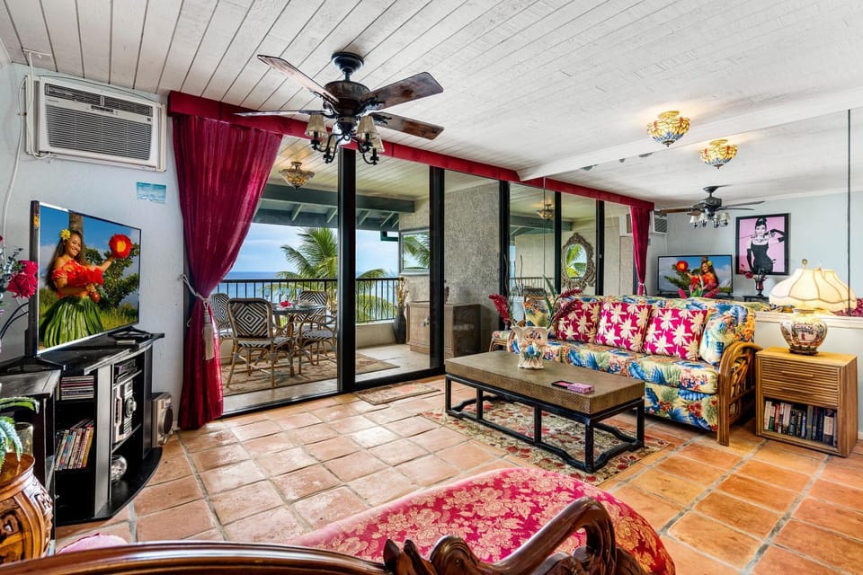 Kona Reef D32 House in Holualoa