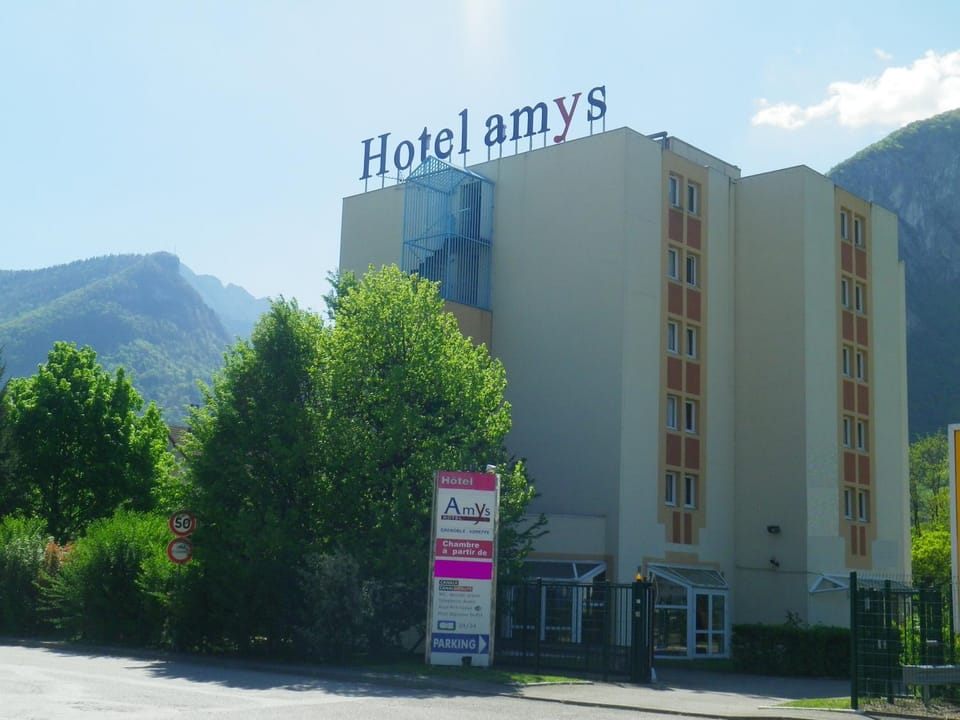 Hotel Amys Voreppe Hotel in Auvergne-Rhône-Alpes