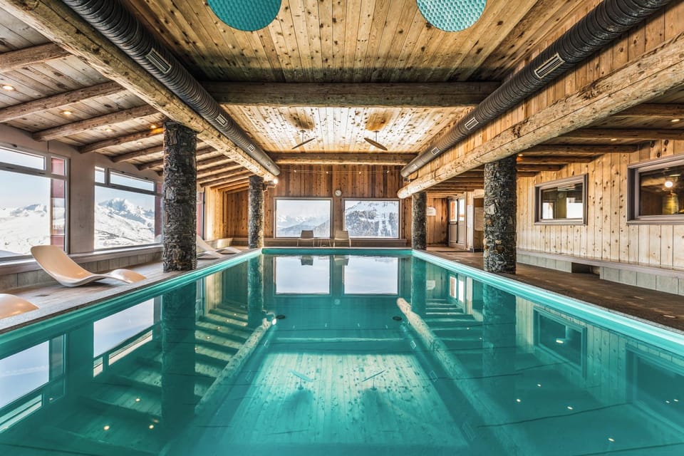 Pool view, Swimming pool