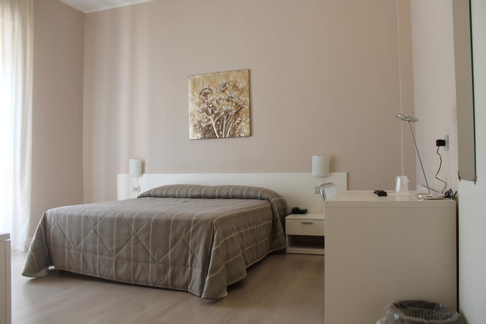 Day, Photo of the whole room