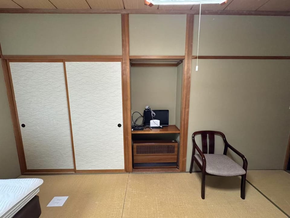 Hotel Davos Hakuba Bed and Breakfast in Hakuba