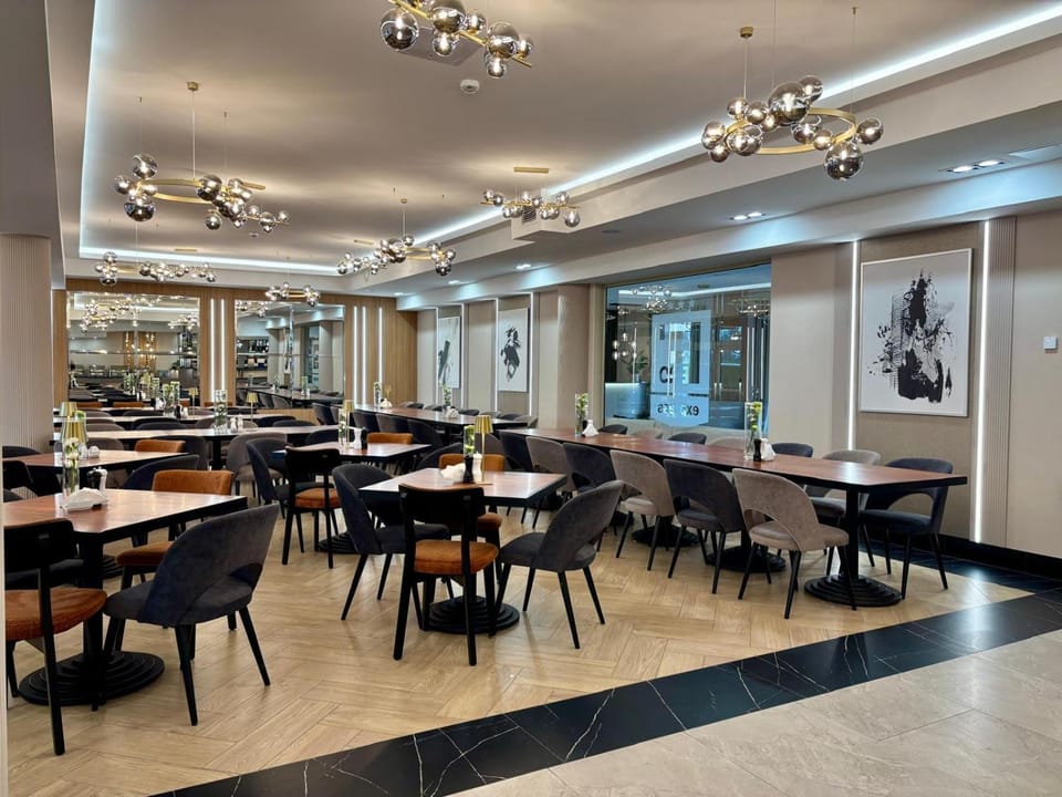 Restaurant/places to eat