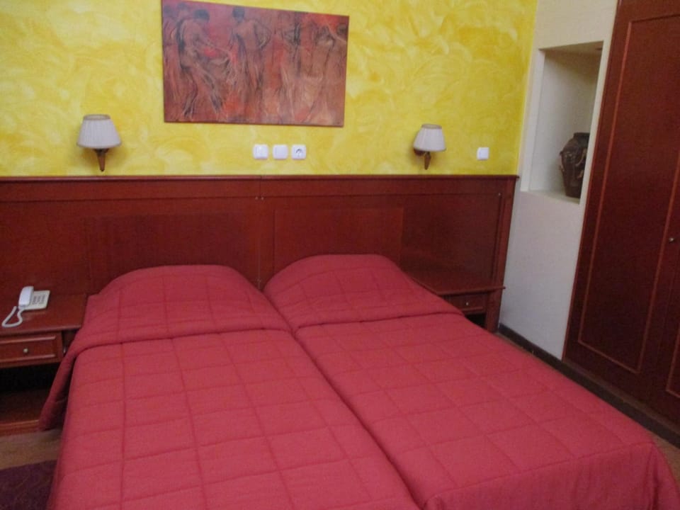 Hotel Delta Hotel in Greece