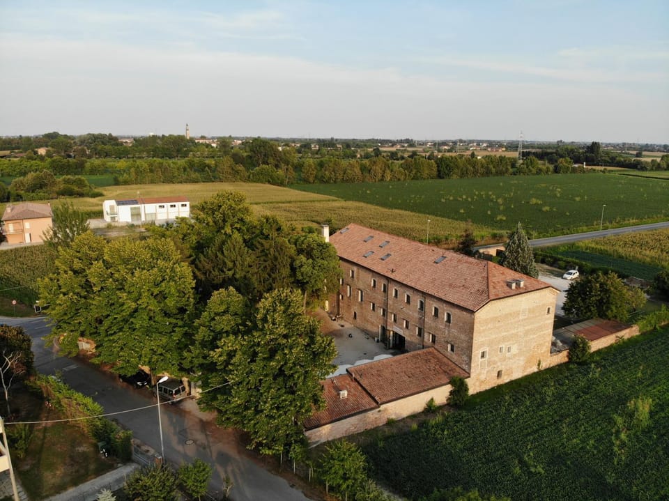 Property building, Bird's eye view