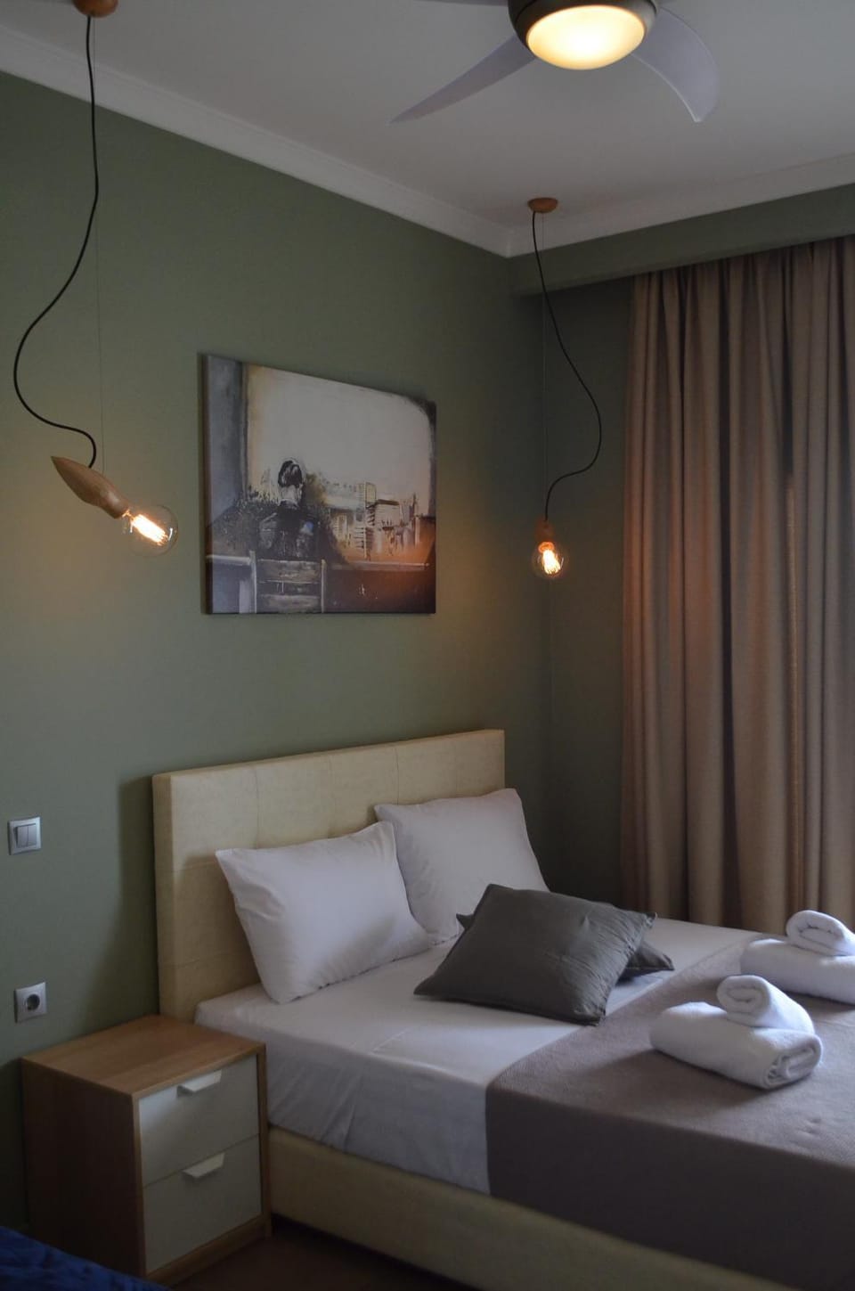 Bed, Decorative detail, On site, Sea view