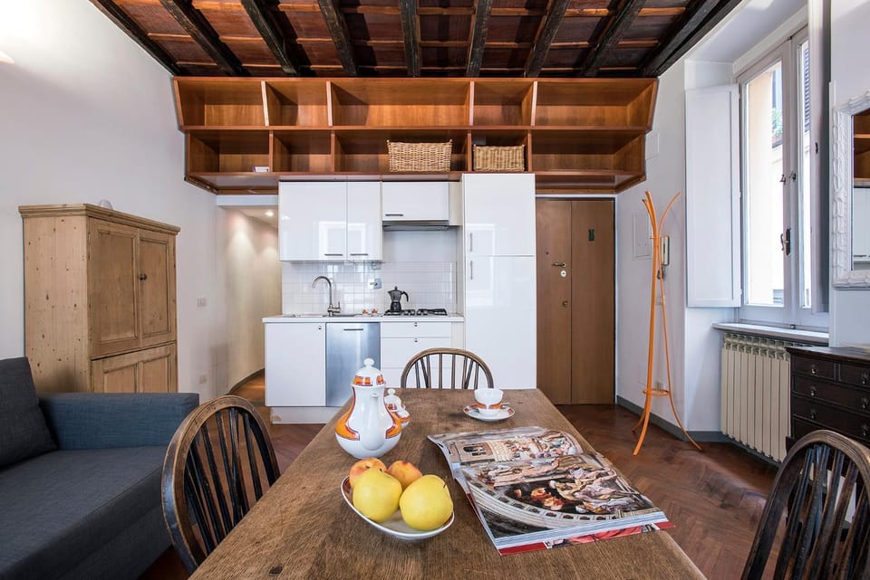 Kitchen or kitchenette, Dining area, heating, air conditioner
