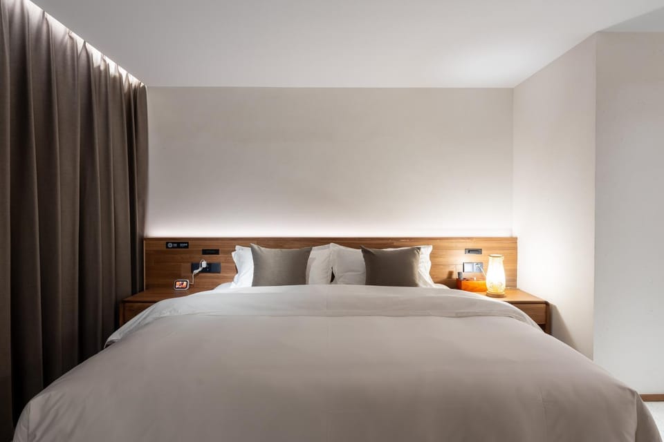 Floral Lux Hotel One valley and one villa Hotel South Gate store of Huangshan Scenic Area Farm Stay in China