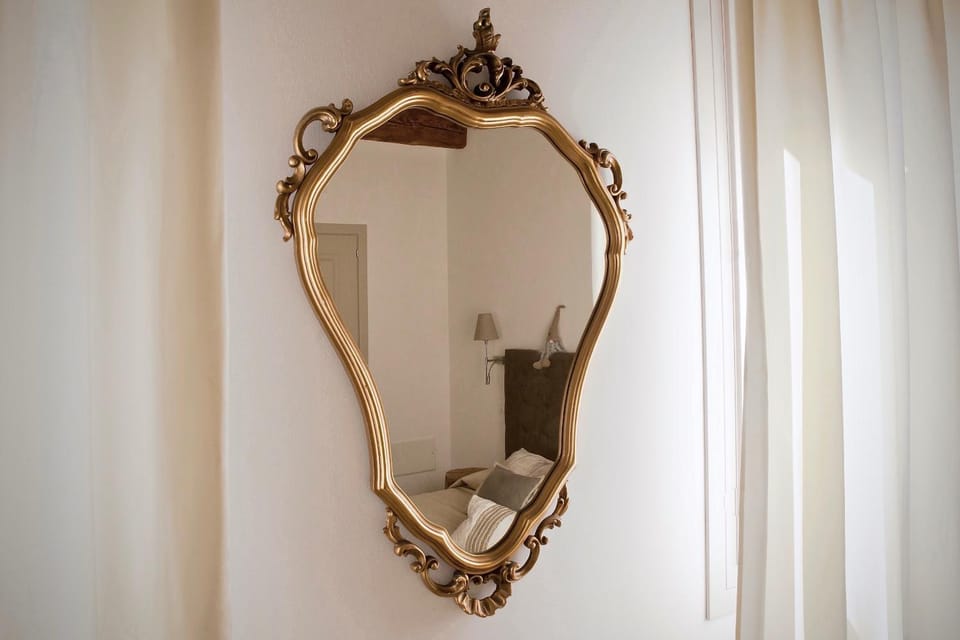 Decorative detail, Bedroom