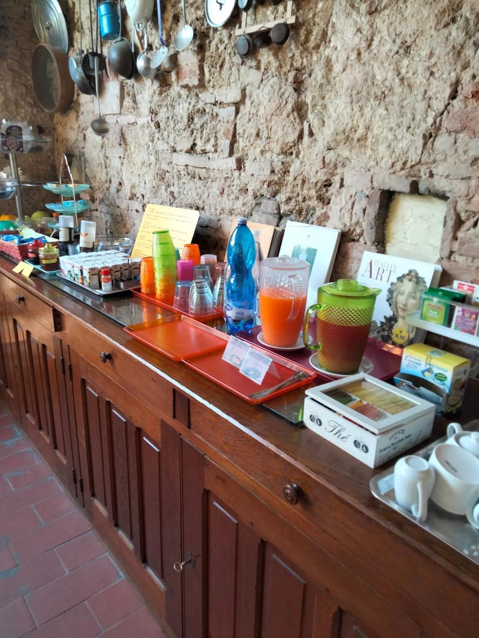 Breakfast, Buffet breakfast
