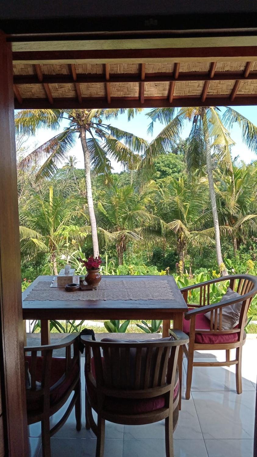 Cegeng Lestari Guesthouse Bed and Breakfast in Sidemen