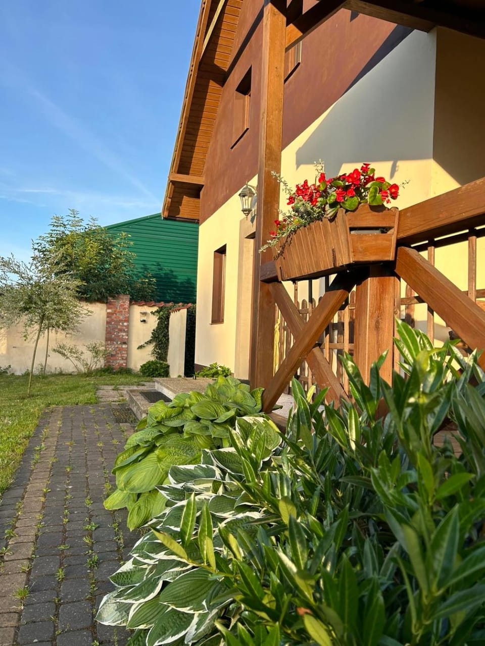 Pokoje i domki Saraceńska Chata Bed and Breakfast in Pomeranian Voivodeship