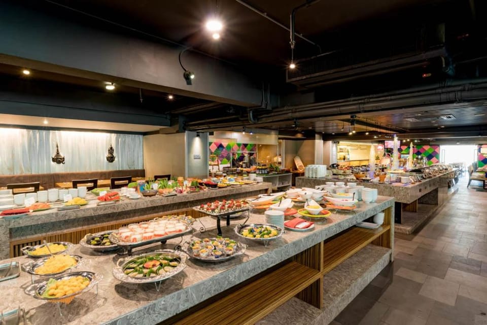 Restaurant/places to eat, Food