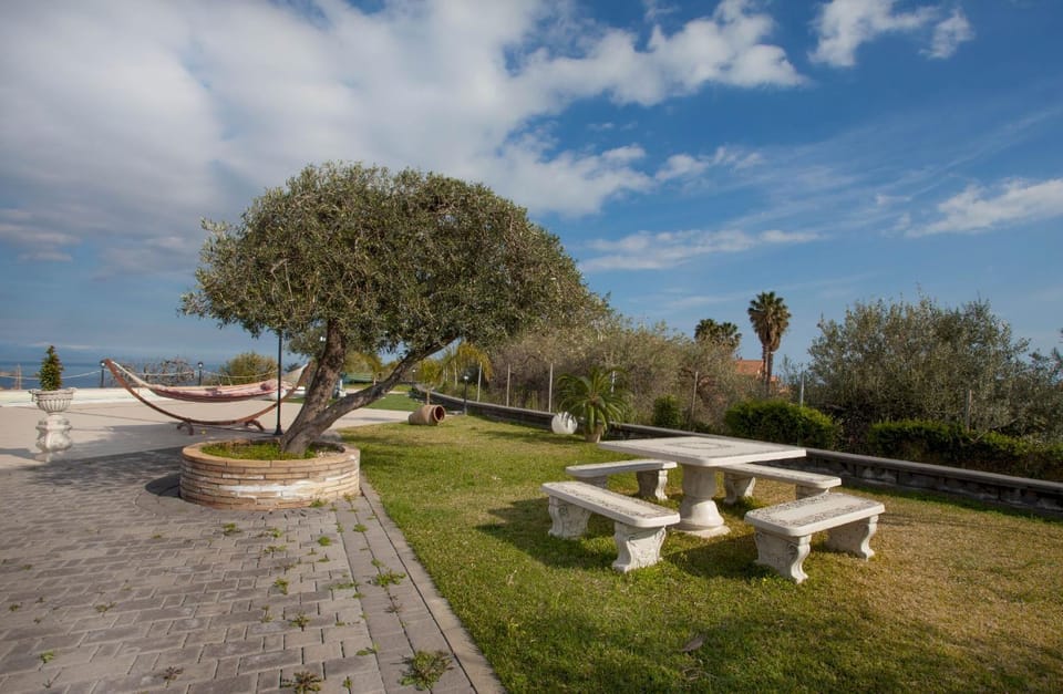 Garden, Garden view, Pool view