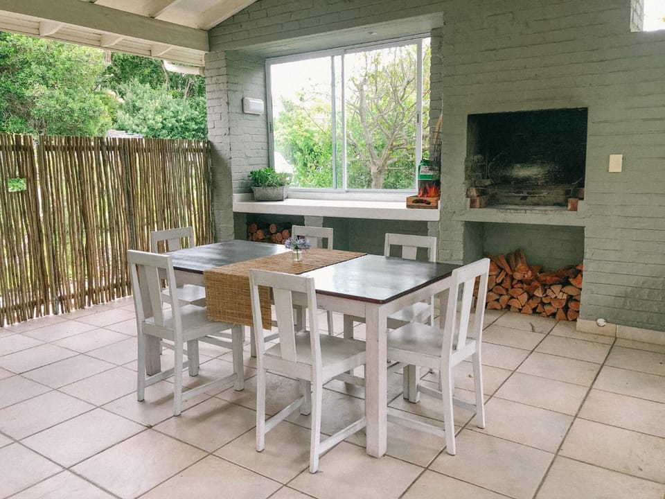 Patio, BBQ facilities, Dining area