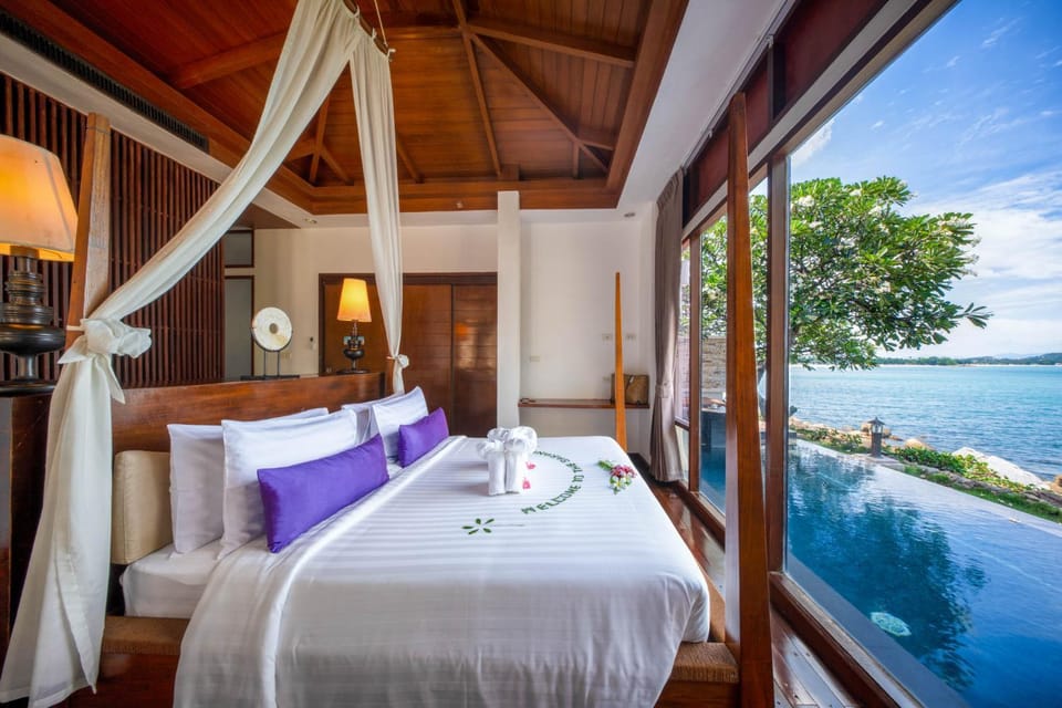 Bedroom, Sea view, Swimming pool