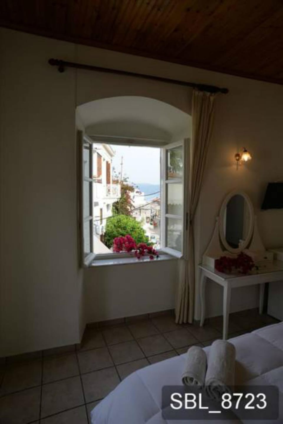 Areti Bed and Breakfast in Islands