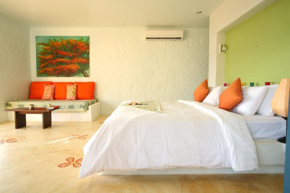 Bed, Seating area, Bedroom