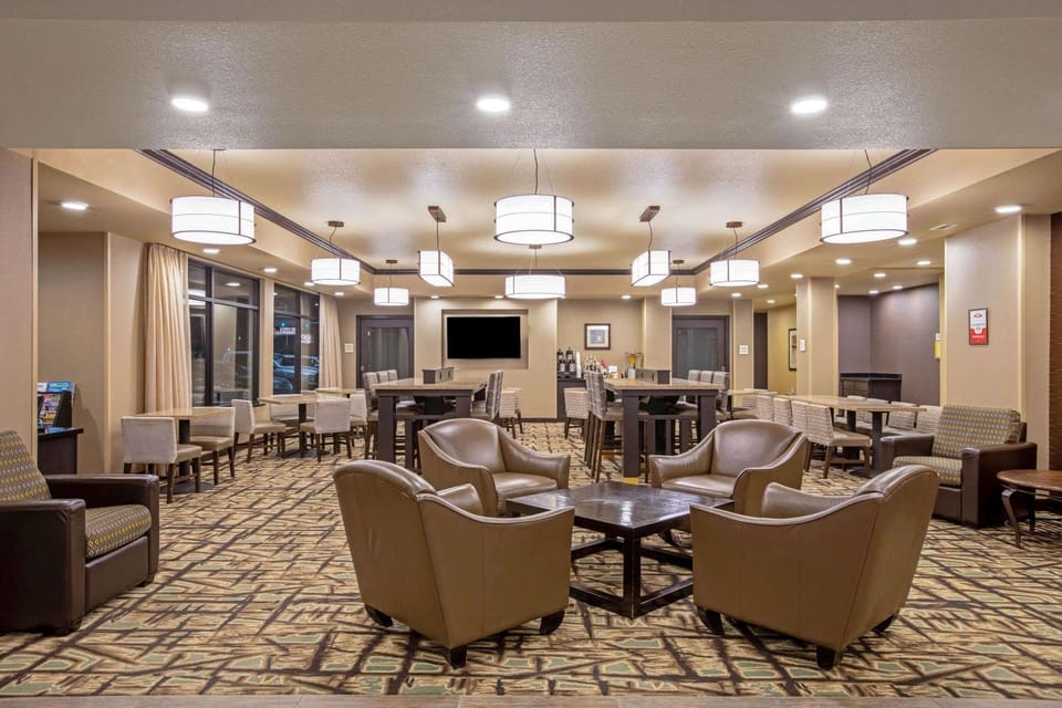 Lobby or reception, On site