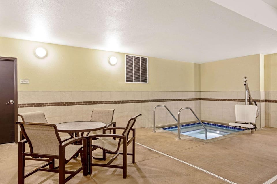 Hot Tub, On site