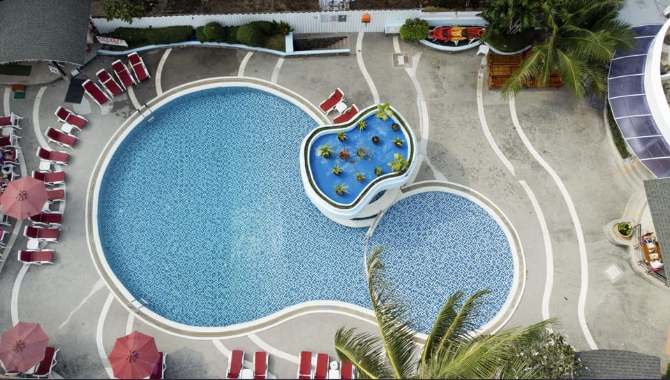 Property building, Swimming pool