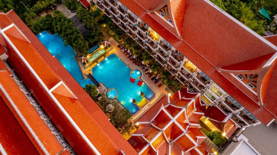 Property building, Pool view