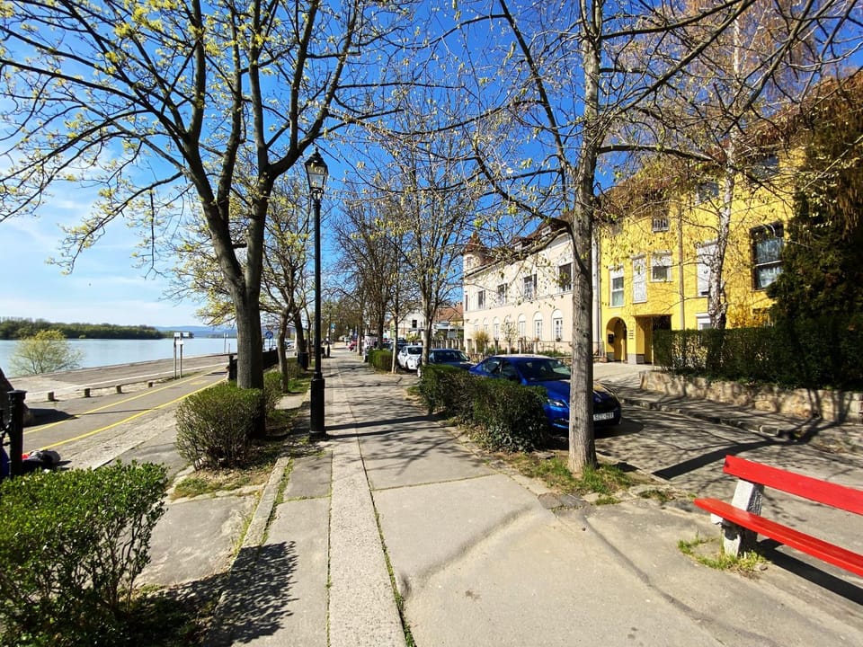 Property building, Spring, Street view, Location, Parking
