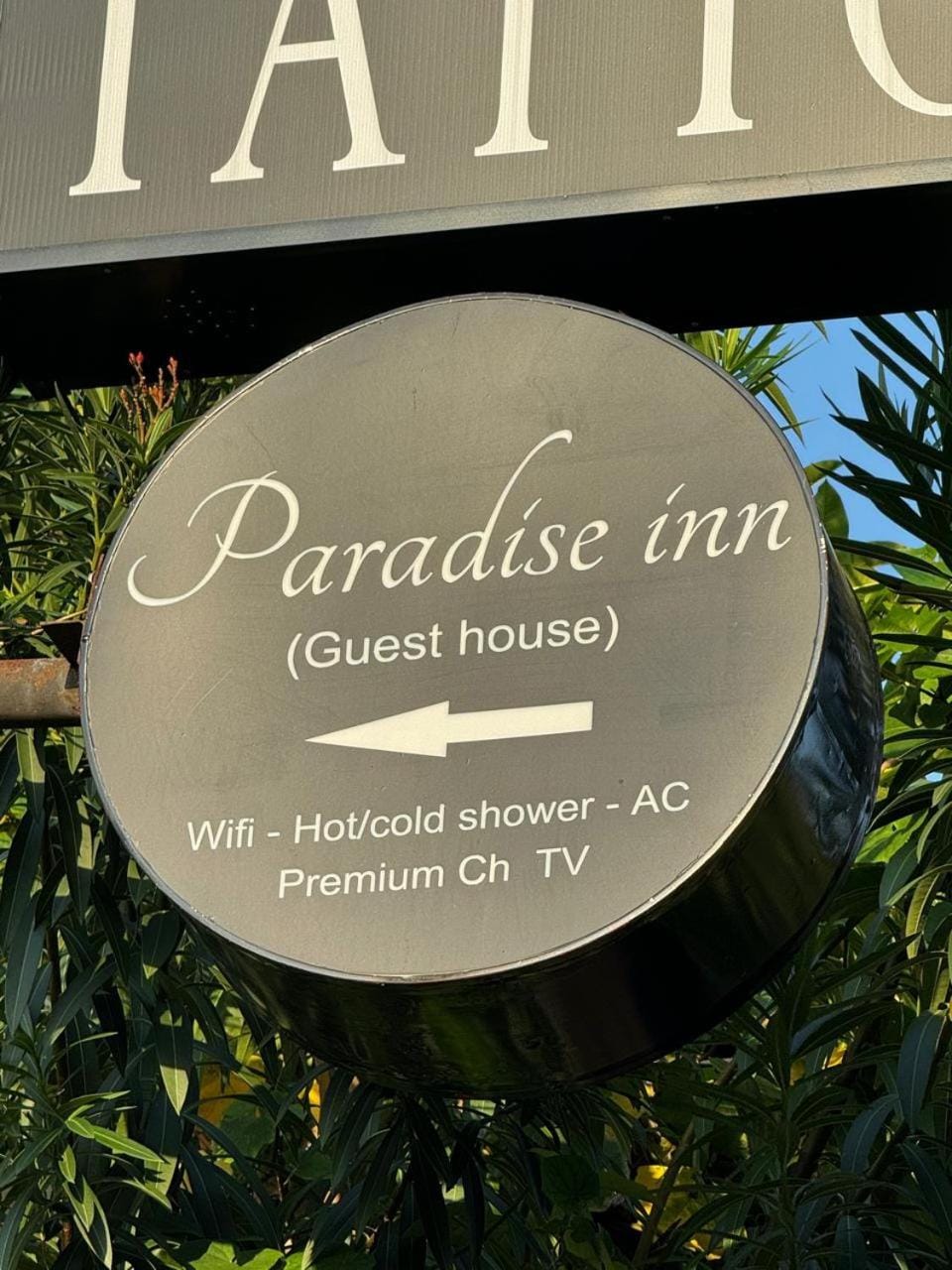 Day, Property logo or sign, Logo/Certificate/Sign, Street view