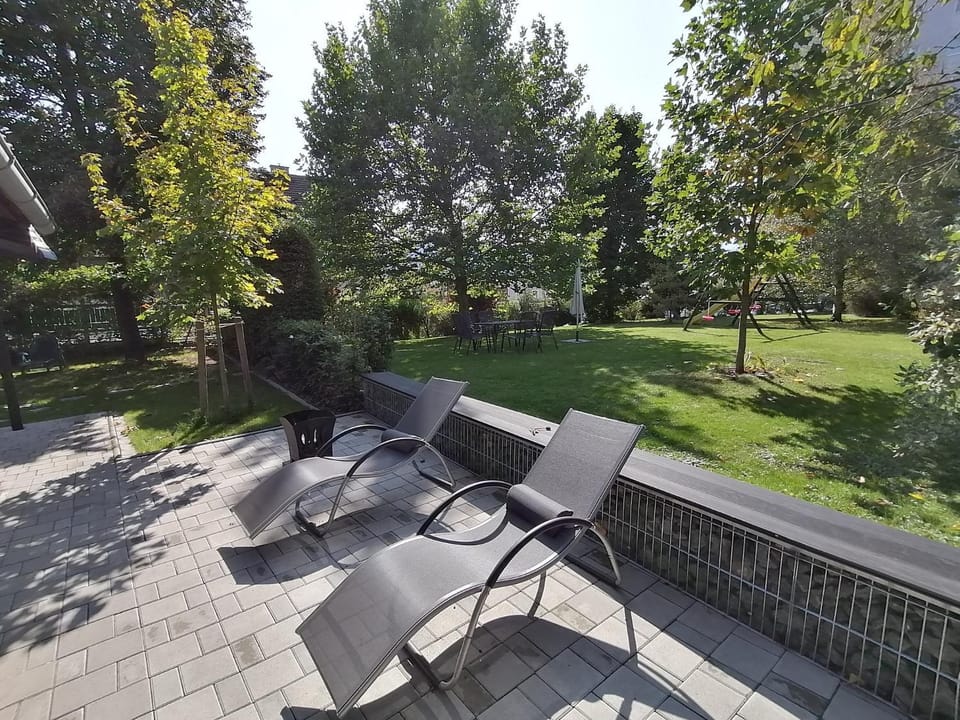 BBQ facilities, Garden, Balcony/Terrace