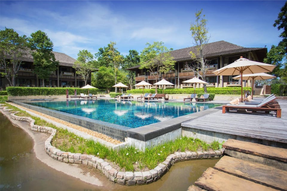 Property building, Swimming pool, Swimming pool