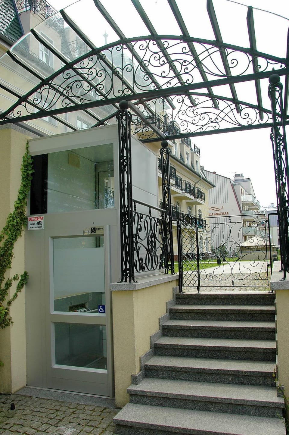 Area and facilities