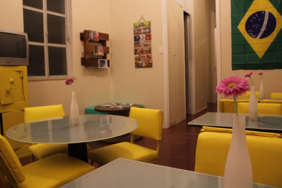 Communal lounge/ TV room