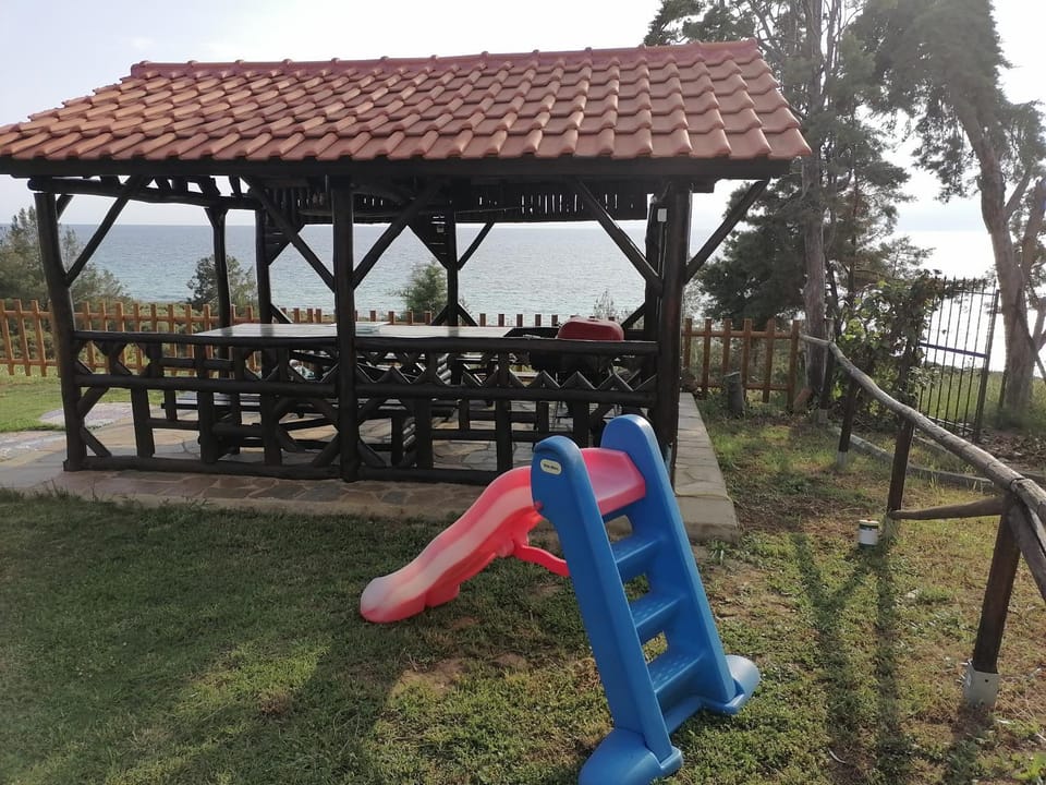 2SEA VILLA Nea Potidea CHALKIDIKI House in Halkidiki