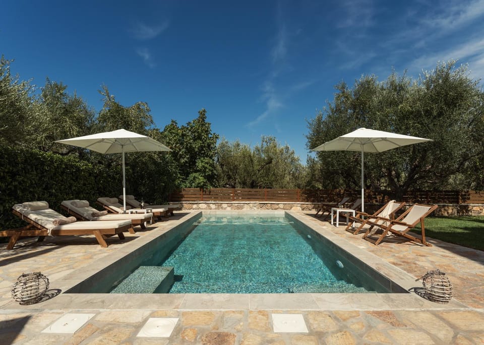 Swimming pool, Swimming pool