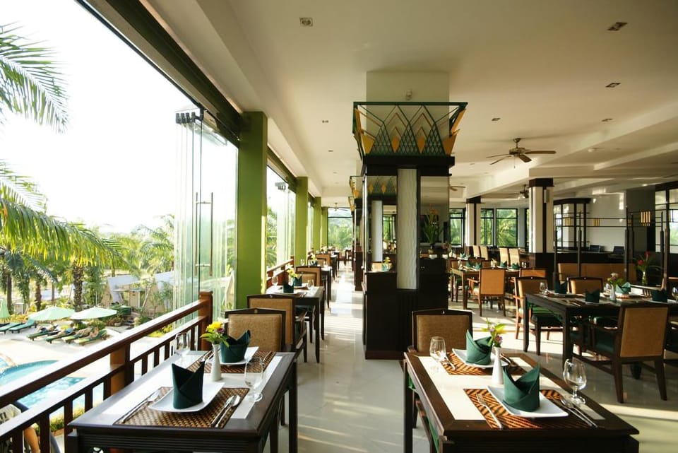 Restaurant/places to eat, Restaurant/places to eat