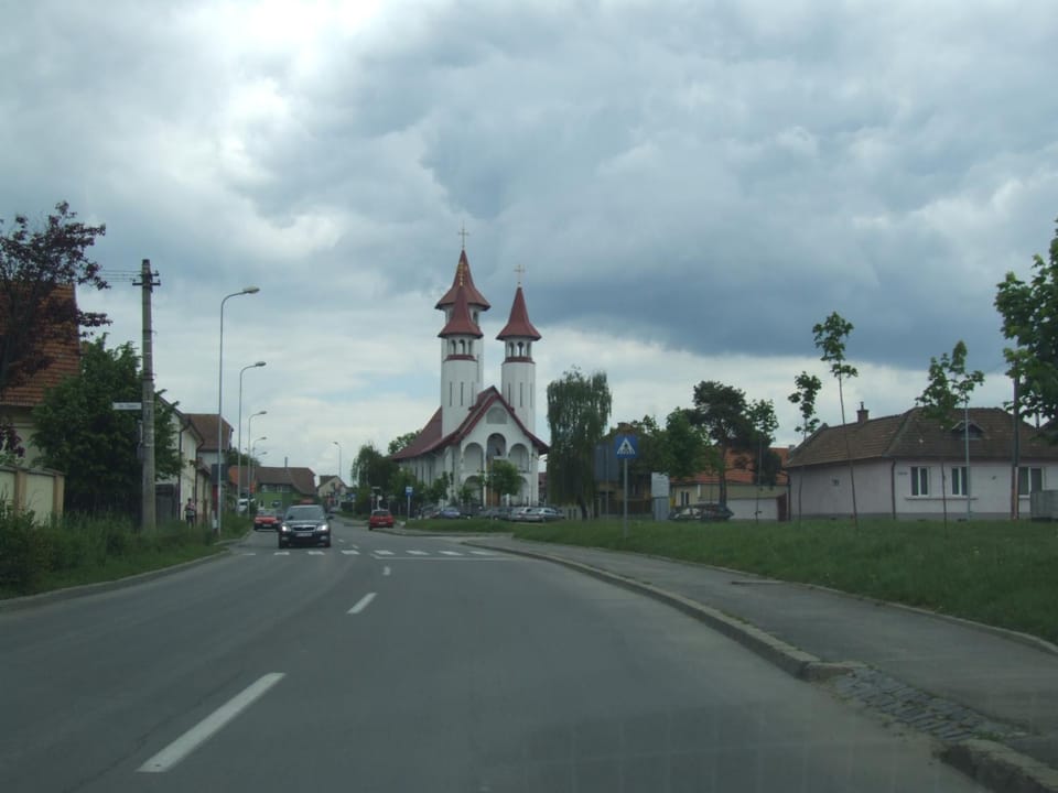 Neighbourhood, Landmark view