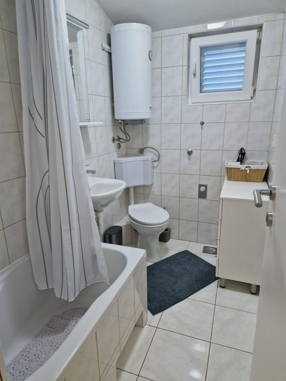 Toilet, Bathroom, Bath, towels