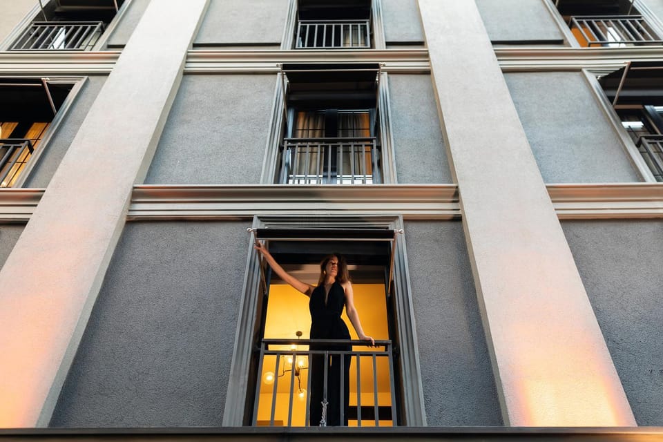 Property building, Facade/entrance, People