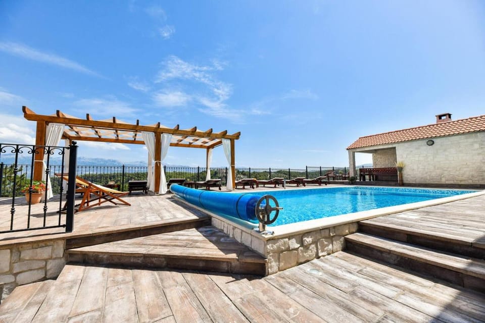Dreamview & heated pool at Lucija 1 Apartment in Šibenik-Knin County, Croatia