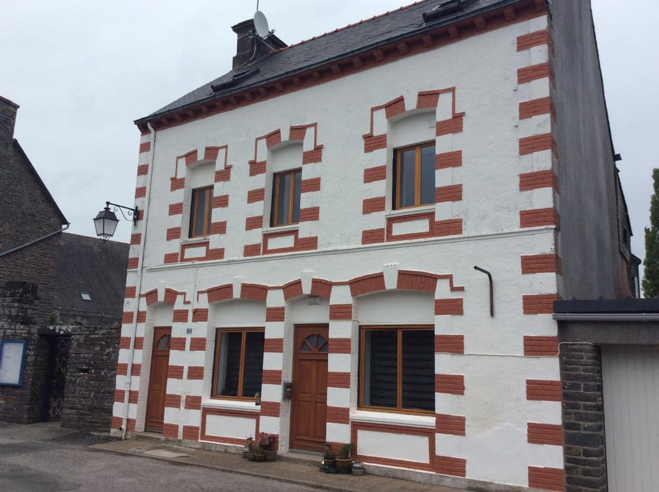 Number 7 Gouarec Apartment in Brittany