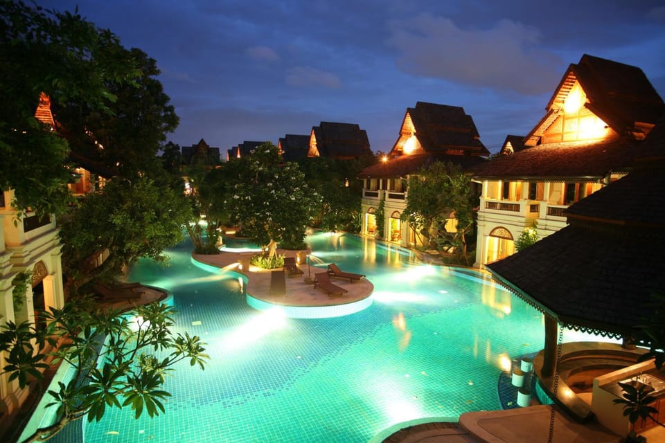 Swimming pool, Swimming pool