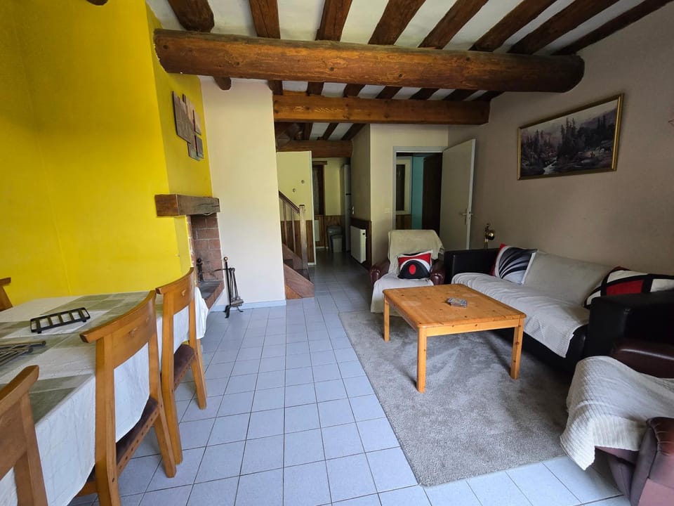 Le rouge Robin House in Occitanie