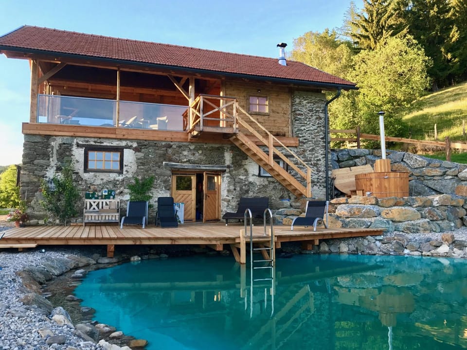 Swimming pool, Swimming pool