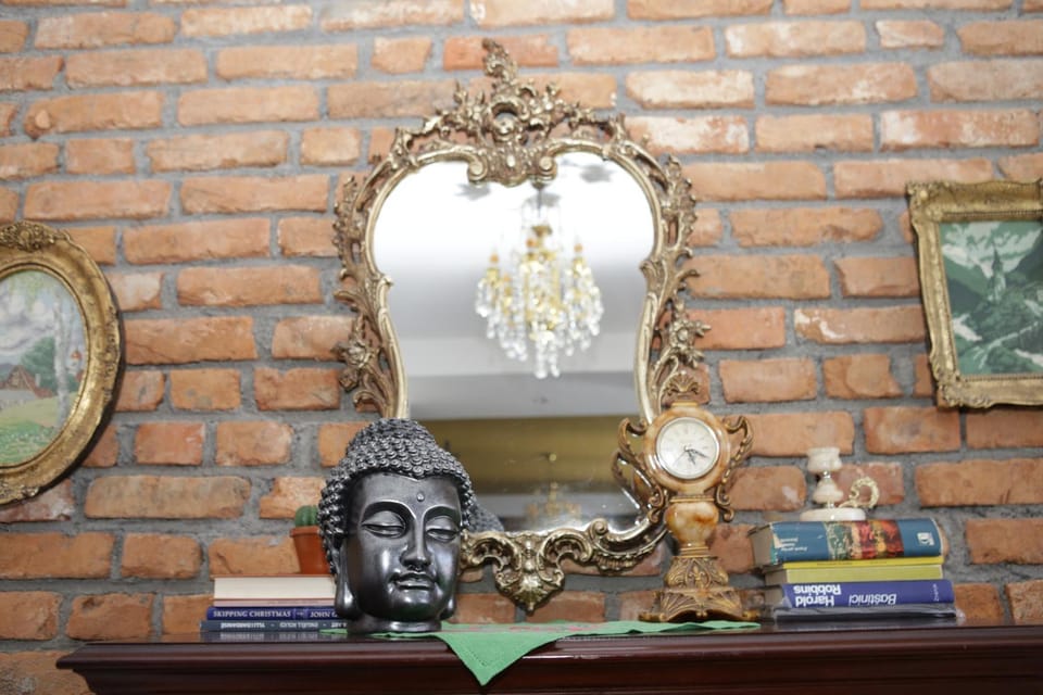Decorative detail